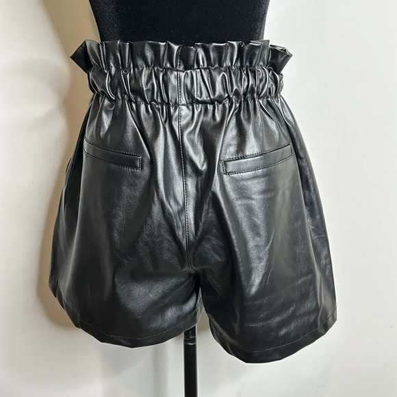 Black Faux Leather Shorts - Picture 5 of 7